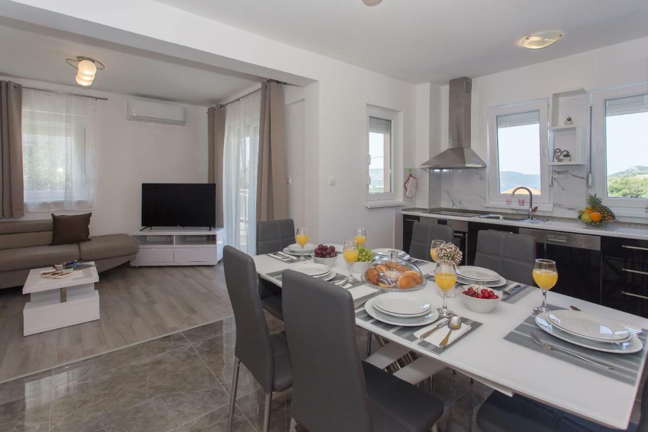 Villa Honey Seget Vranjica Exteriér fotografie